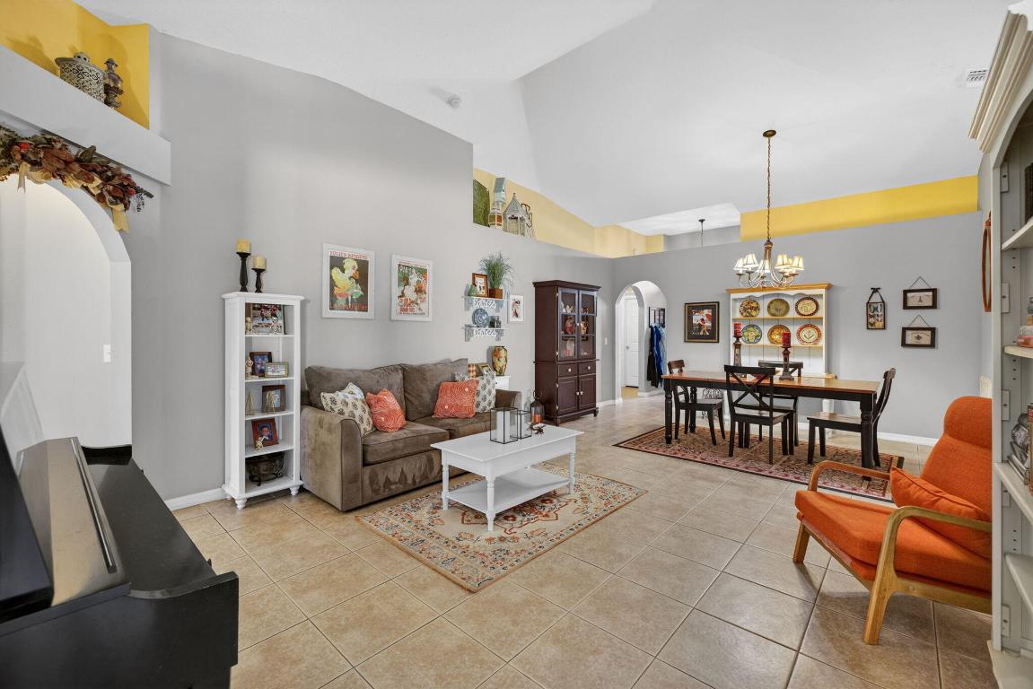 WINTERLAKES TRACT H 1ST REPLAT - Residential