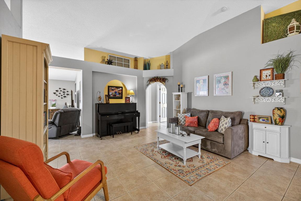 WINTERLAKES TRACT H 1ST REPLAT - Residential