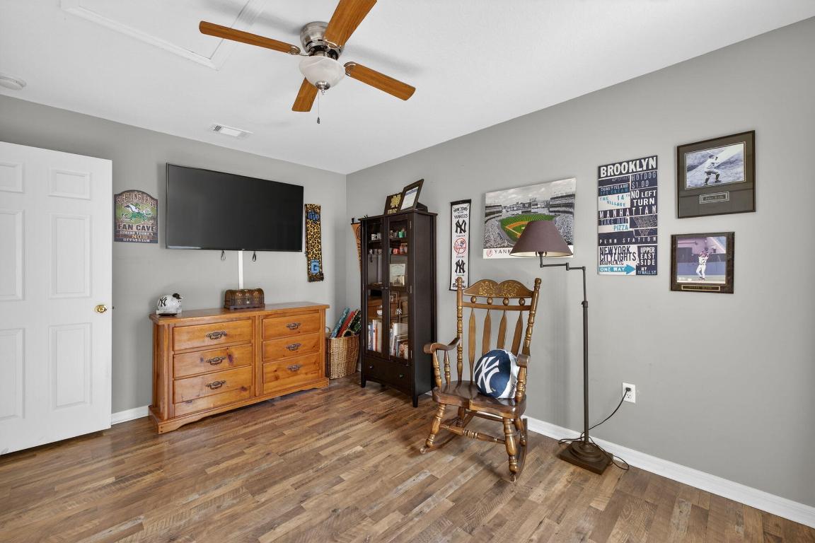 WINTERLAKES TRACT H 1ST REPLAT - Residential