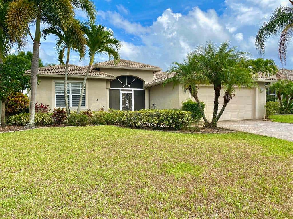Photo of 509 NW Waverly Circle, Port Saint Lucie, FL 34983 (MLS # R10721165)