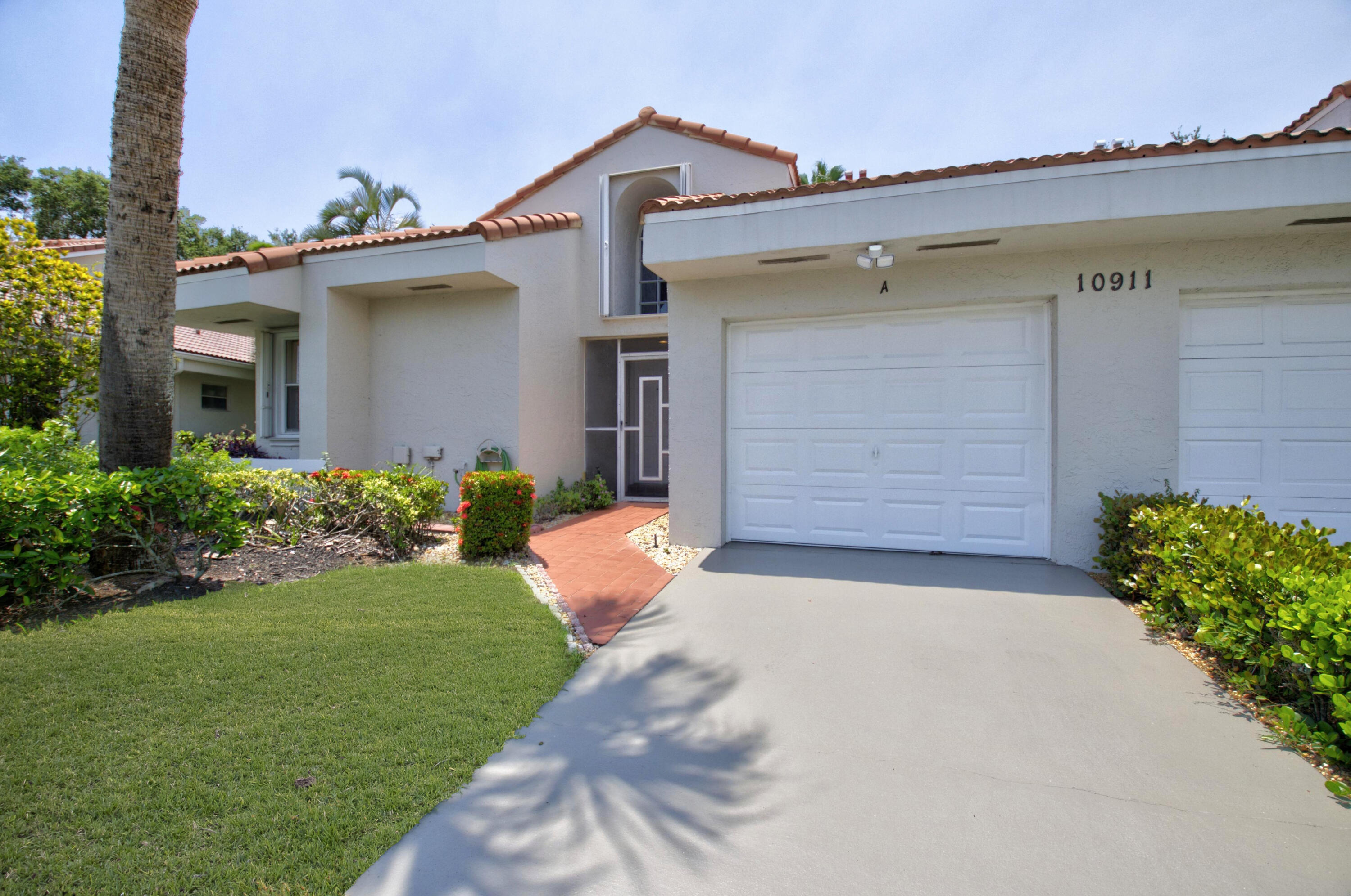 10911 Ladera Lane A