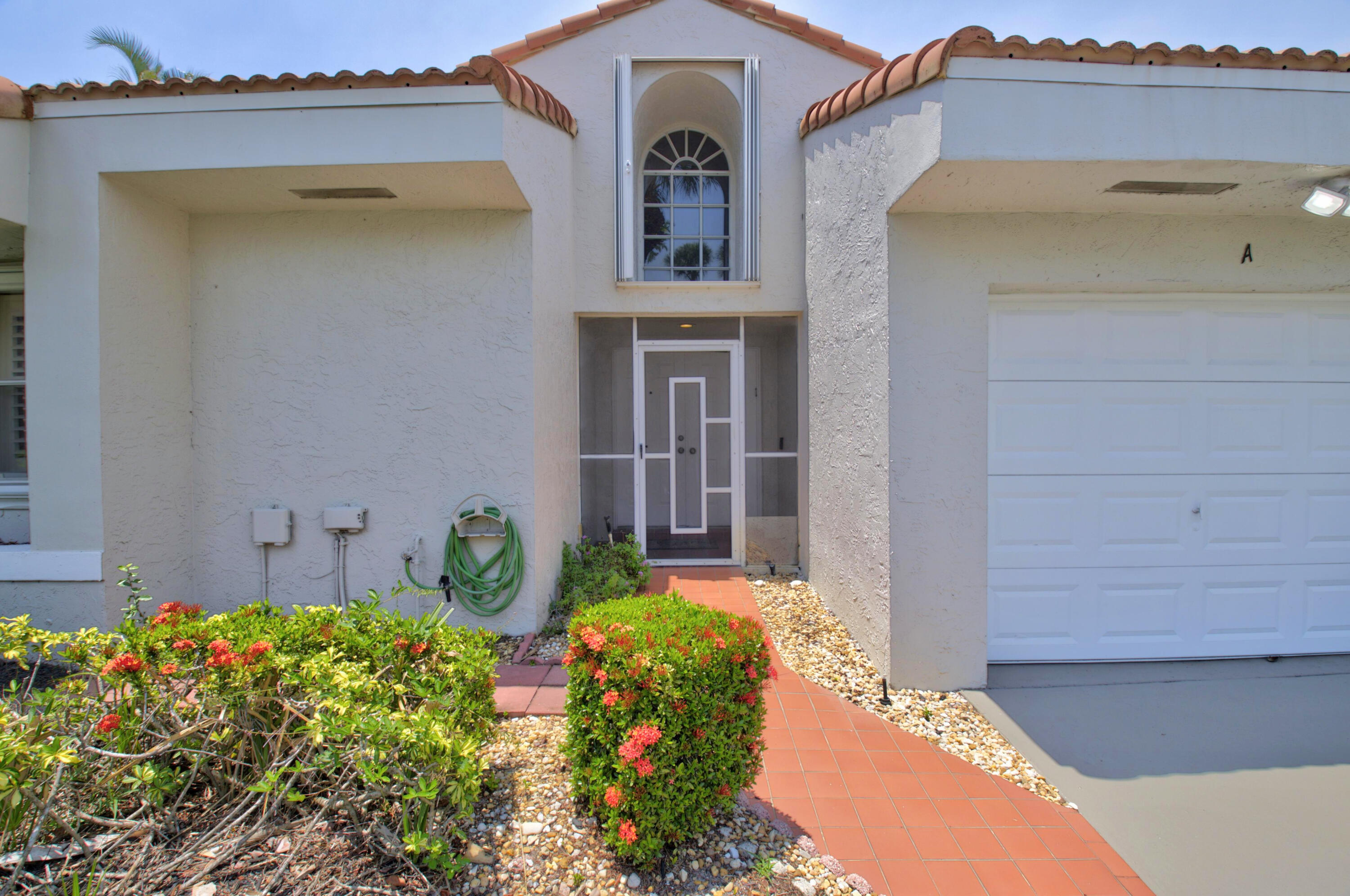 10911 Ladera Lane A