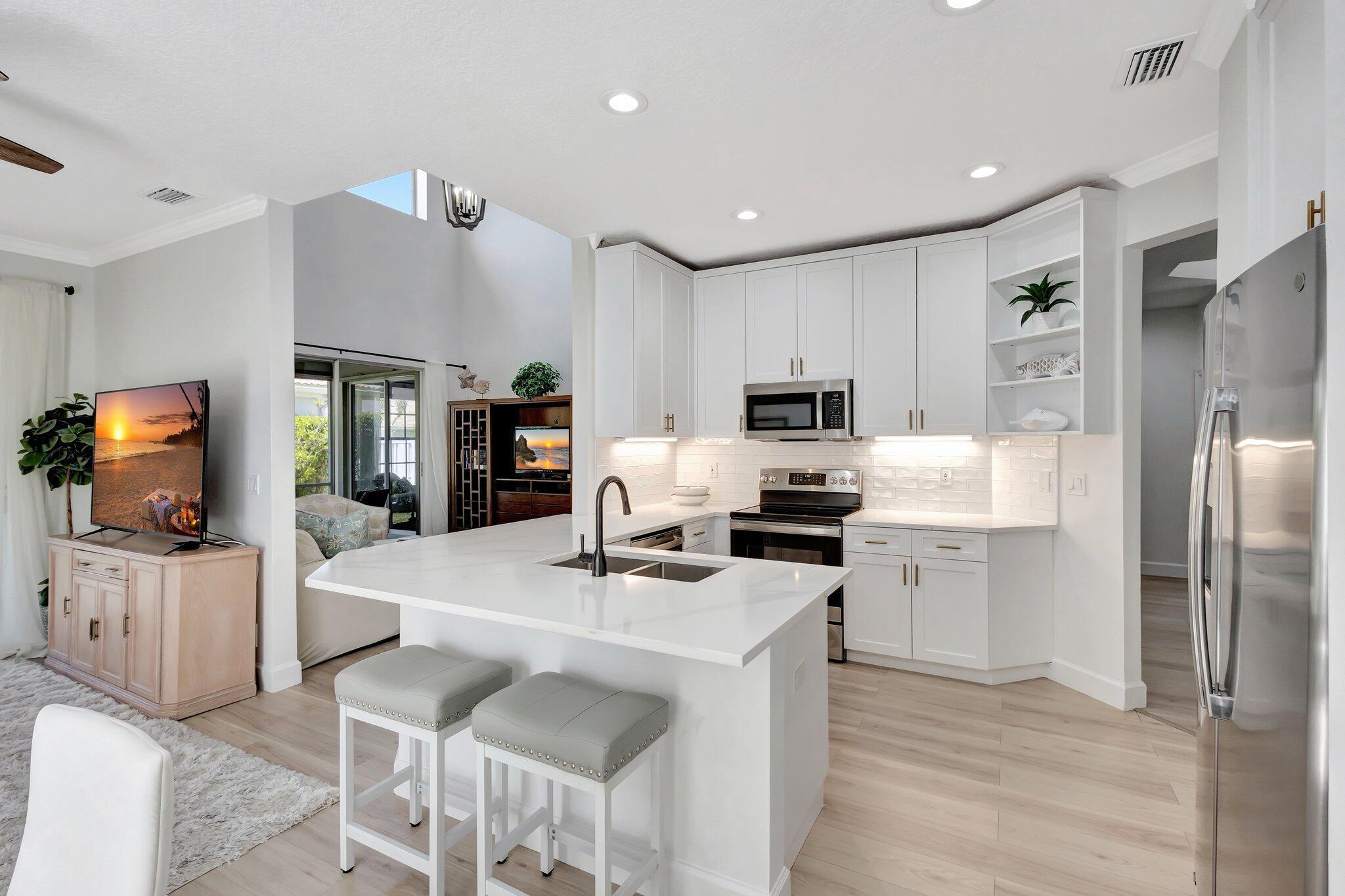 IBIS GOLF & COUNTRY CLUB - Residential Lease