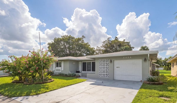 4404 NW 45TH CT, TAMARAC, FL 33319 - Image 7a50e545643c03eaecf75959f627e4e8/3920394351