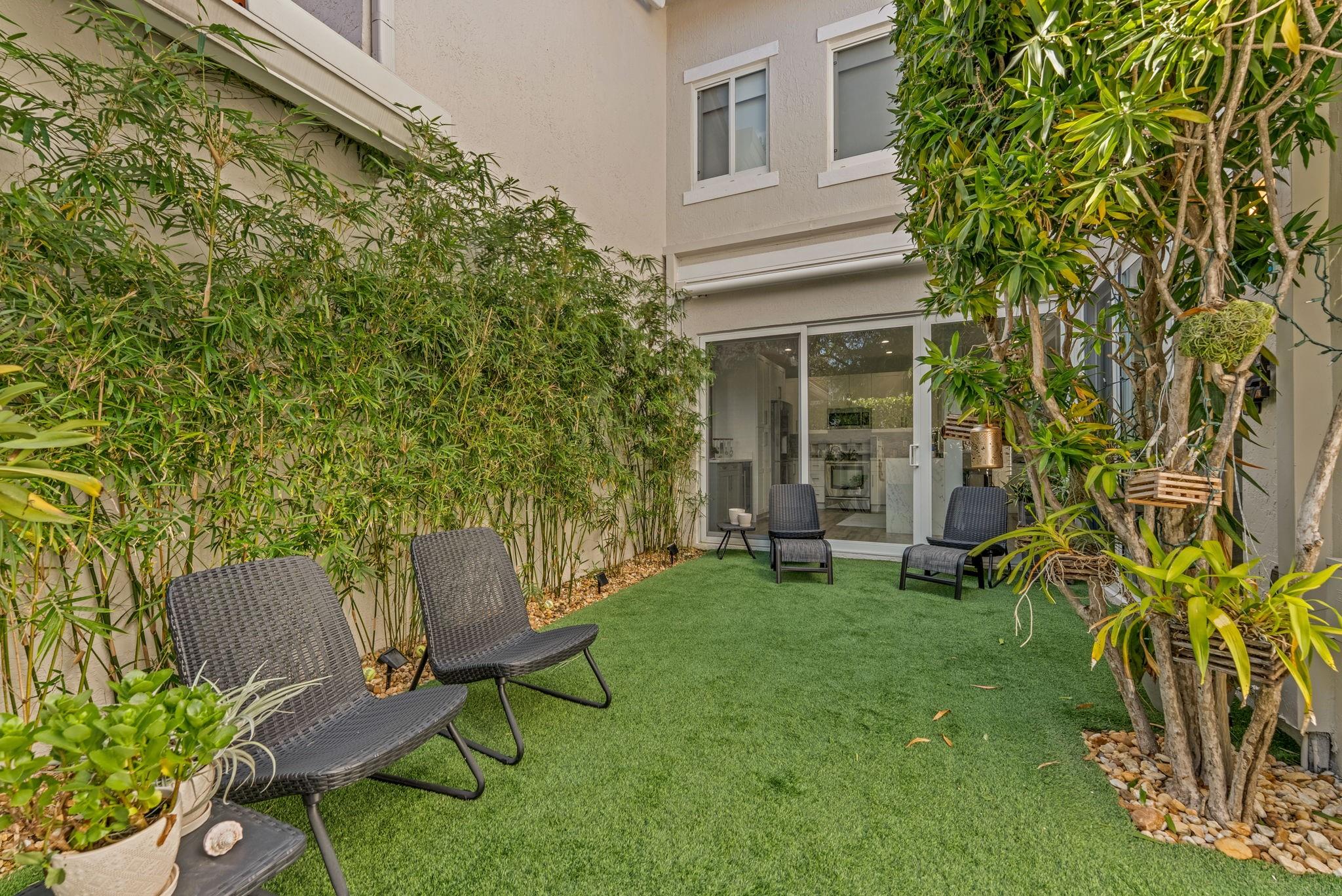 West Lake Village 146-29 - Residential Lease