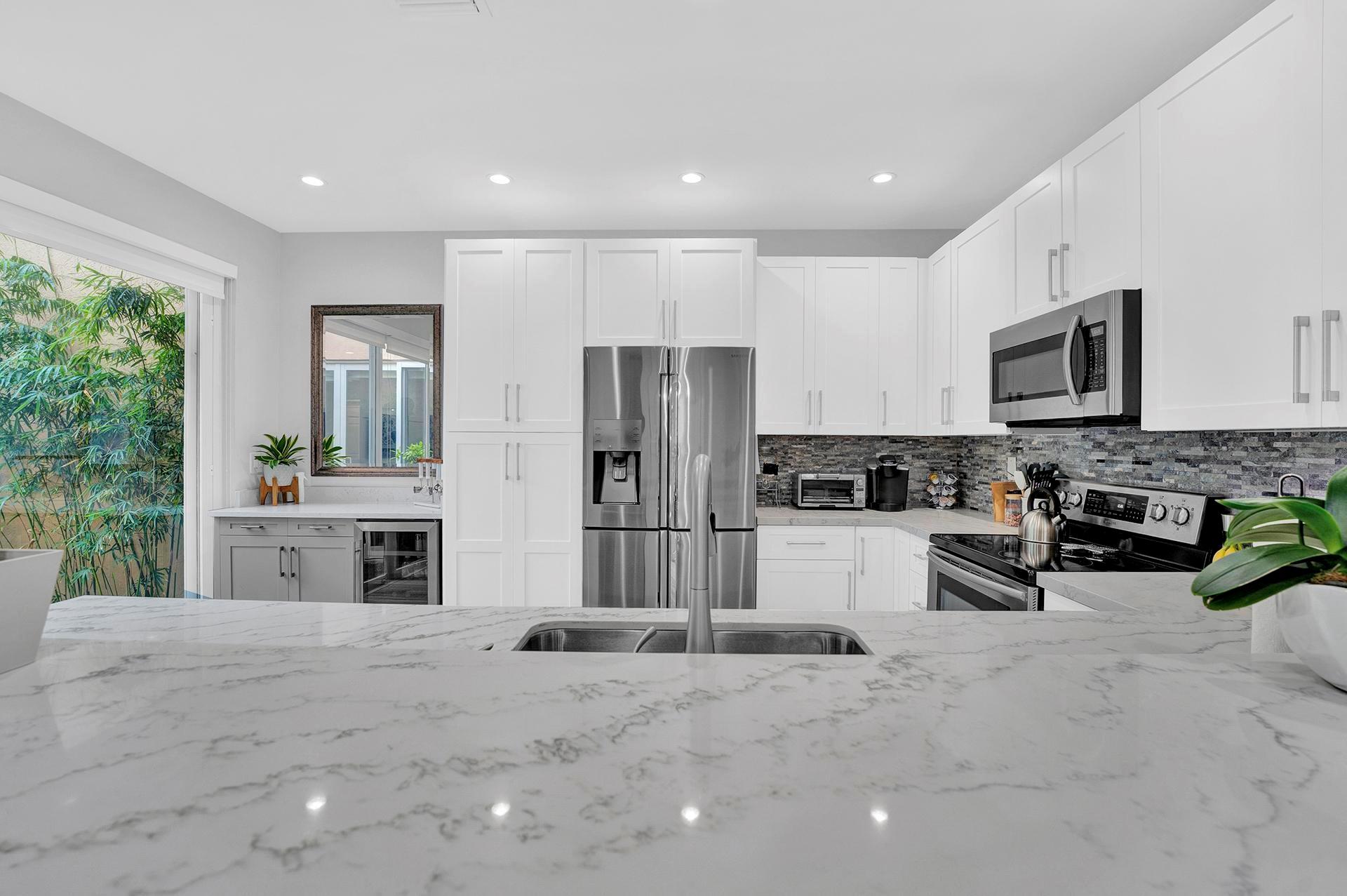 West Lake Village 146-29 - Residential Lease