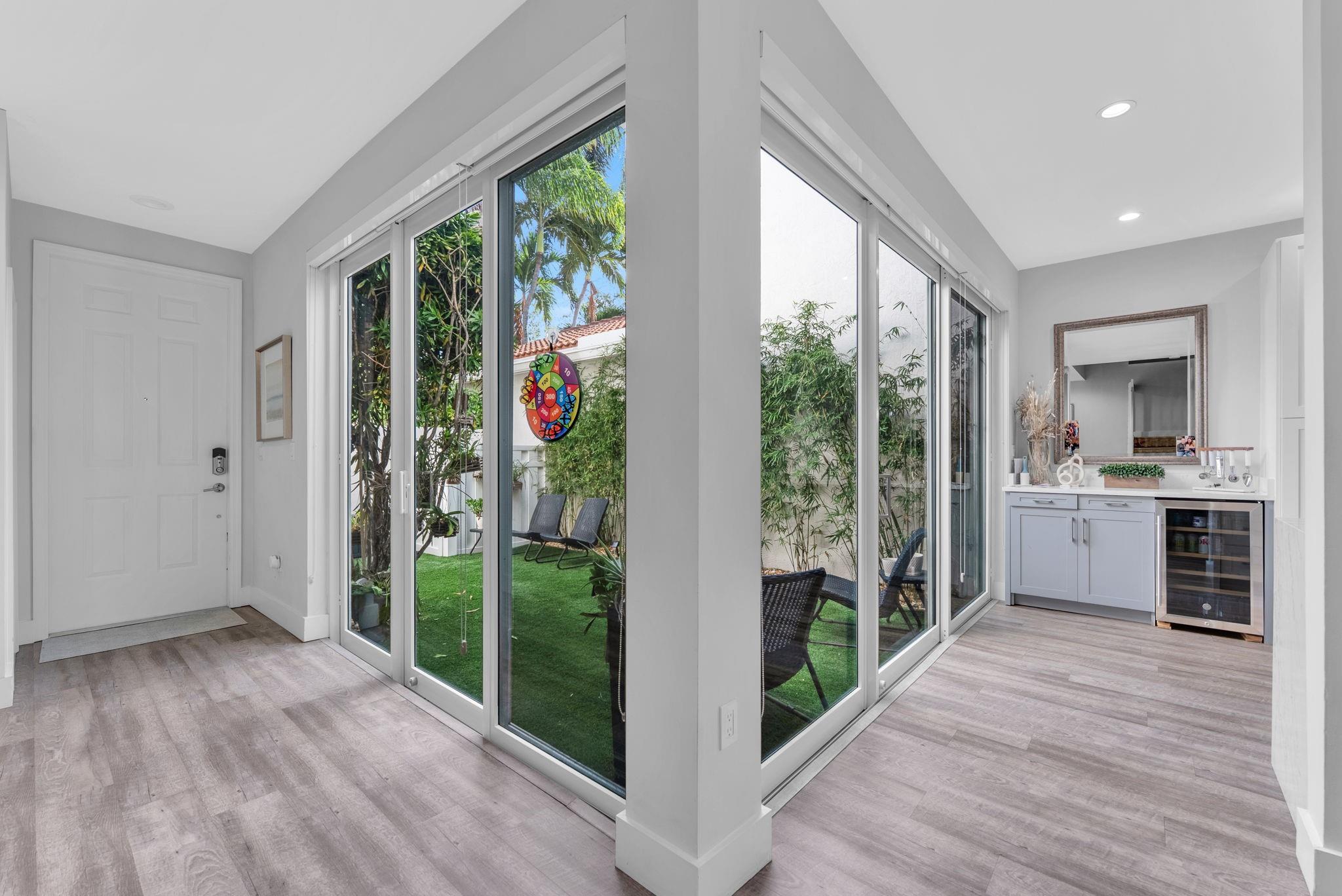 West Lake Village 146-29 - Residential Lease