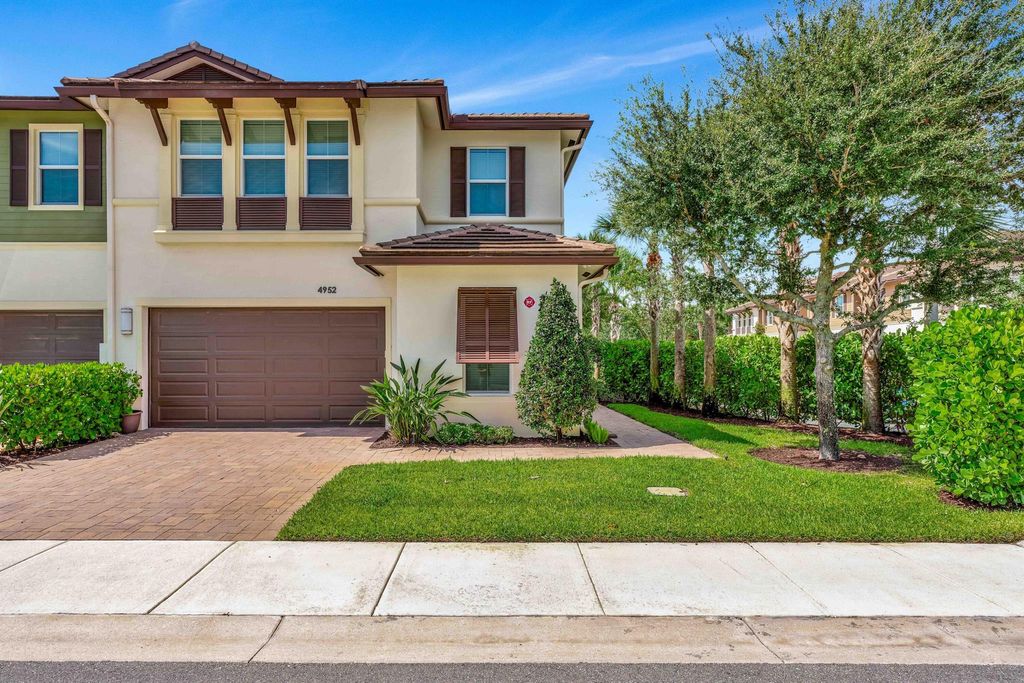 Photo of 4952 Pointe Midtown Way, Palm Beach Gardens, FL 33418 (MLS # R11008107)