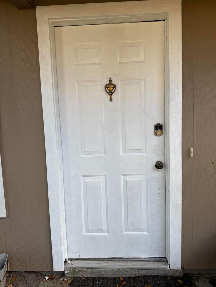 Living in Altamonte Springs is right at your finger tips with this 2 bedroom 2 bathroom condo! This condo has upgraded stainless steel appliances, fully remodeled bathrooms and Travertine tile throughout. Great community amenities include gated entry, clubhouse, exercise room, tennis court and pool! You won't find a better location than this; minutes from Altamonte Mall, Cranes Roost Park, the Orlando Hospital, schools and major transportation! Call now to schedule your viewing of this beautiful condo before time runs out!