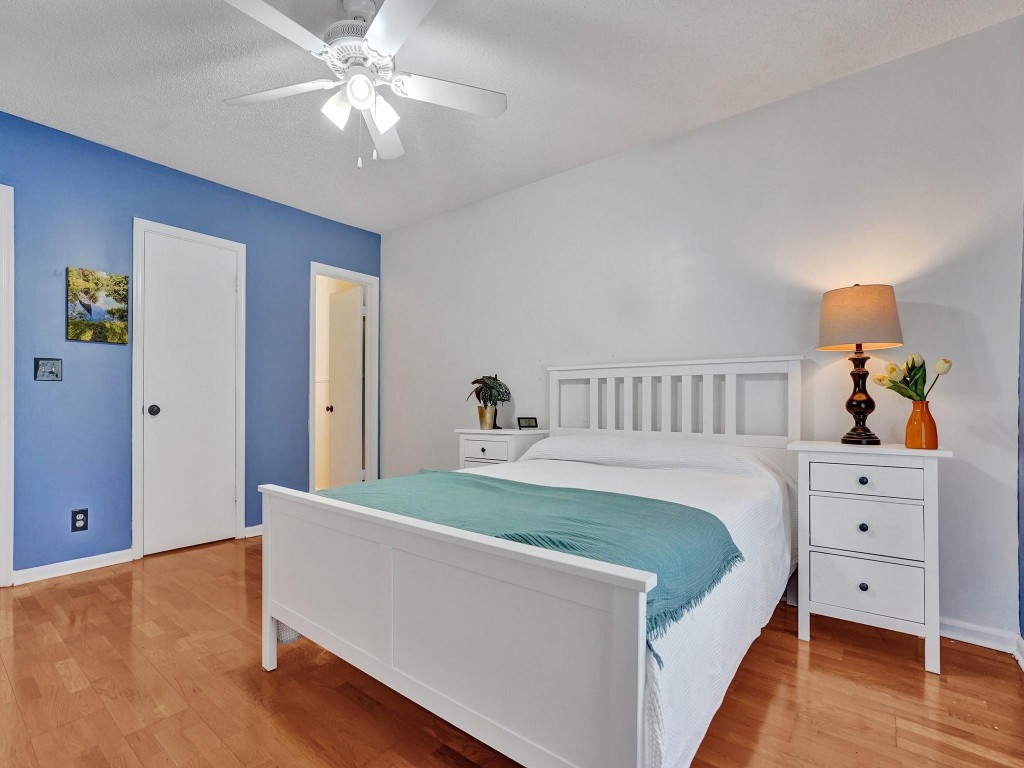 2250 NE 66th Street 1523