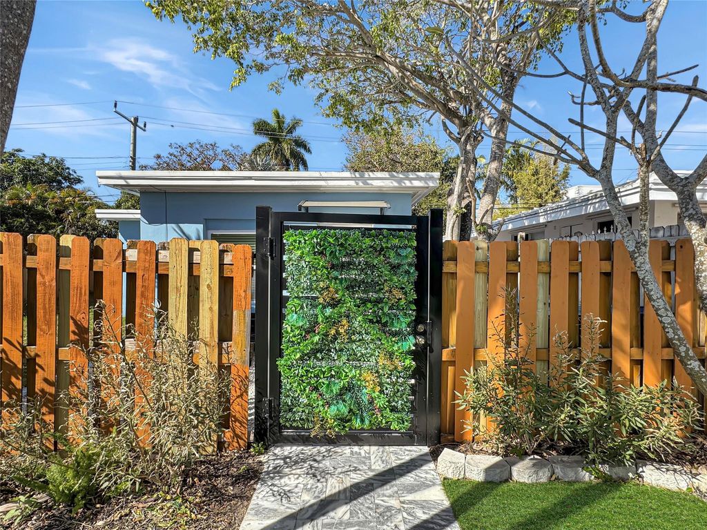 Photo of 1215 NE 14th Avenue #Cottage, Fort Lauderdale, FL 33304 (MLS # F10550179)