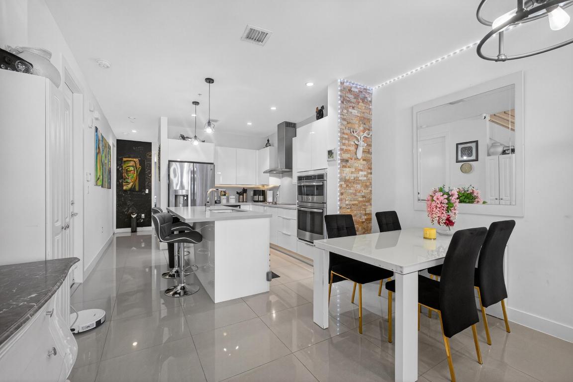 LANDMARK AT DORAL CONDO NO 3 - Residential Lease