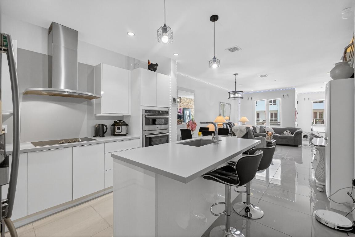 LANDMARK AT DORAL CONDO NO 3 - Residential Lease