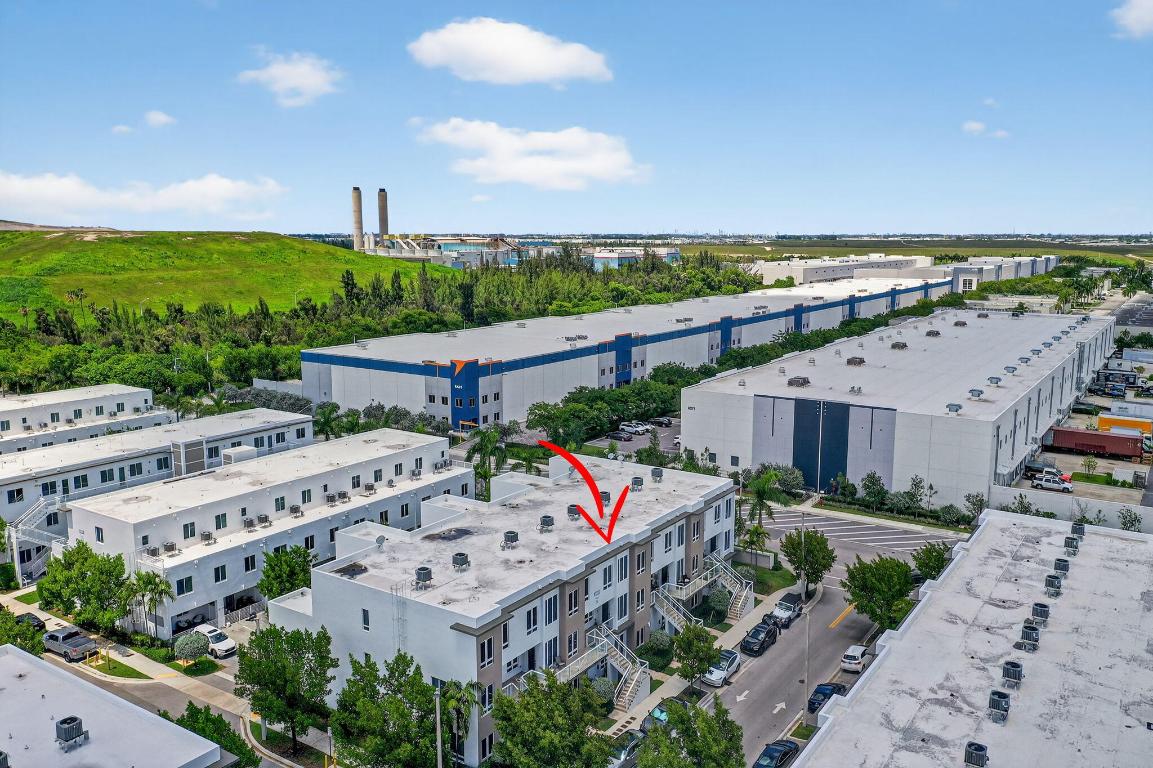 LANDMARK AT DORAL CONDO NO 3 - Residential Lease