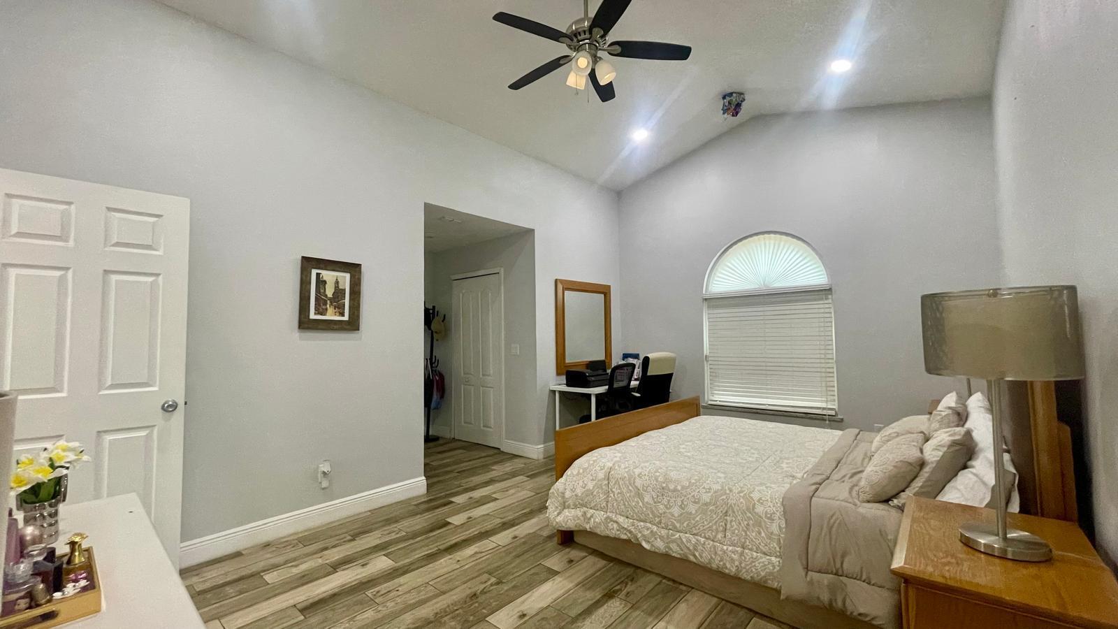 Summer Lakes - Residential