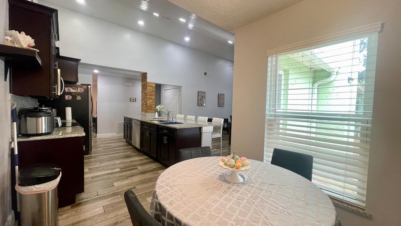 Summer Lakes - Residential