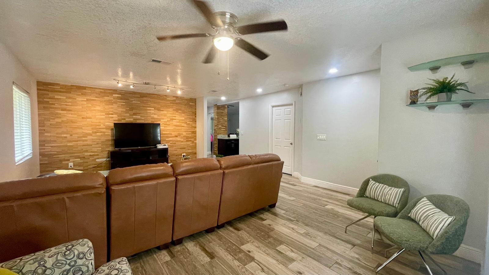 Summer Lakes - Residential