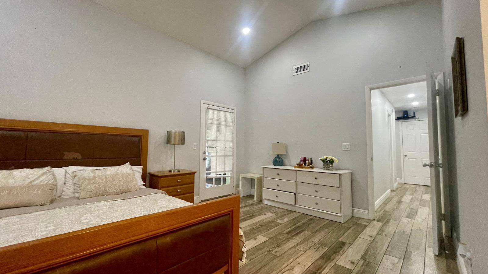 Summer Lakes - Residential
