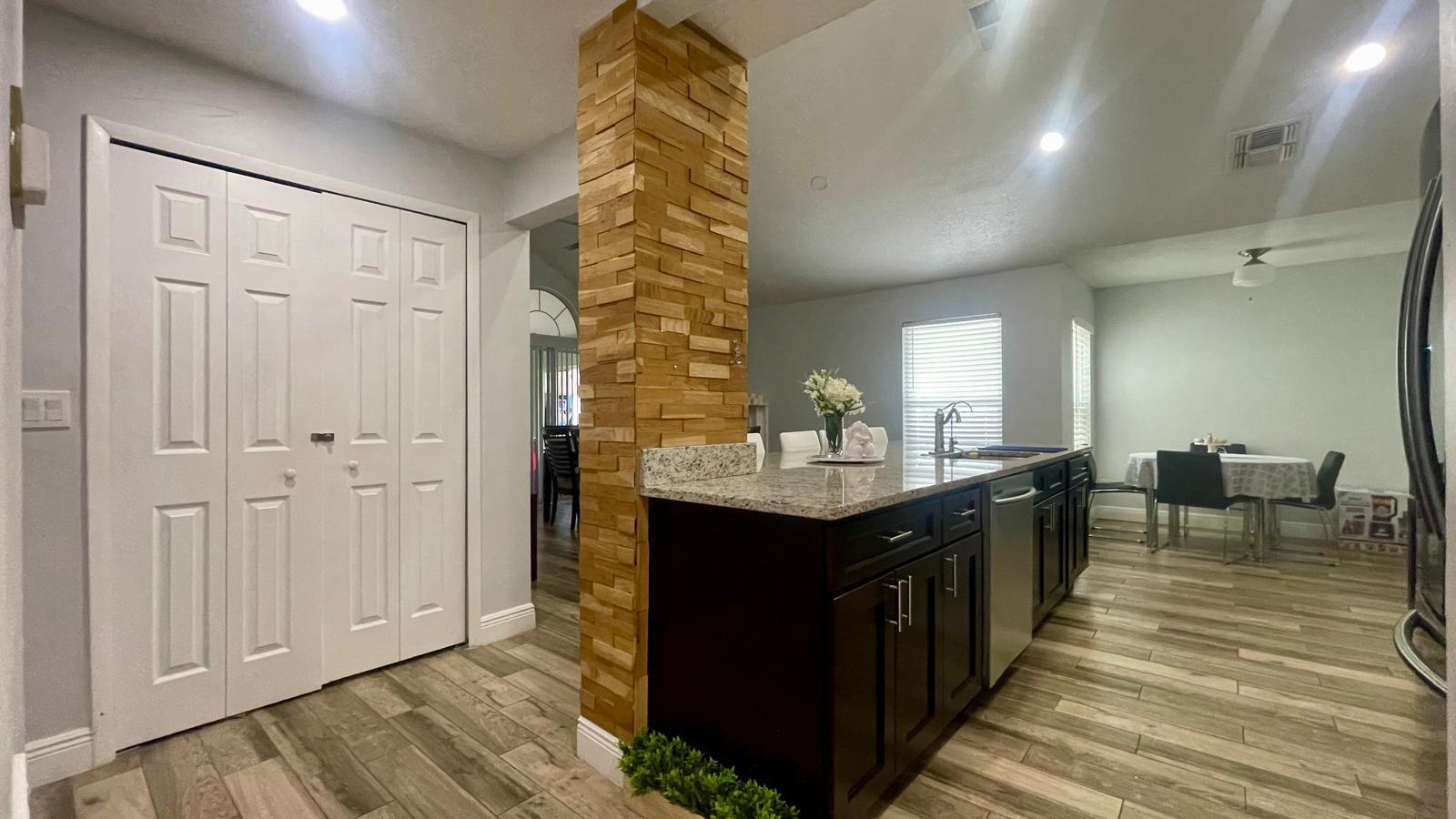 Summer Lakes - Residential