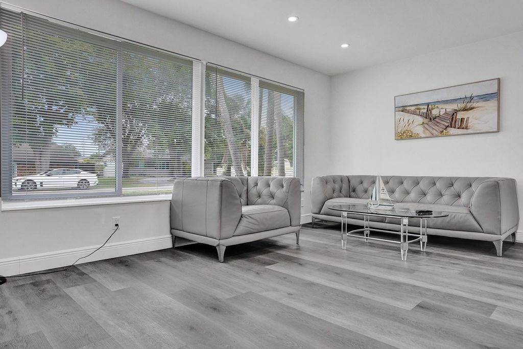 Photo of 2114 N 42nd Avenue, Hollywood, FL 33021 (MLS # B26018846)