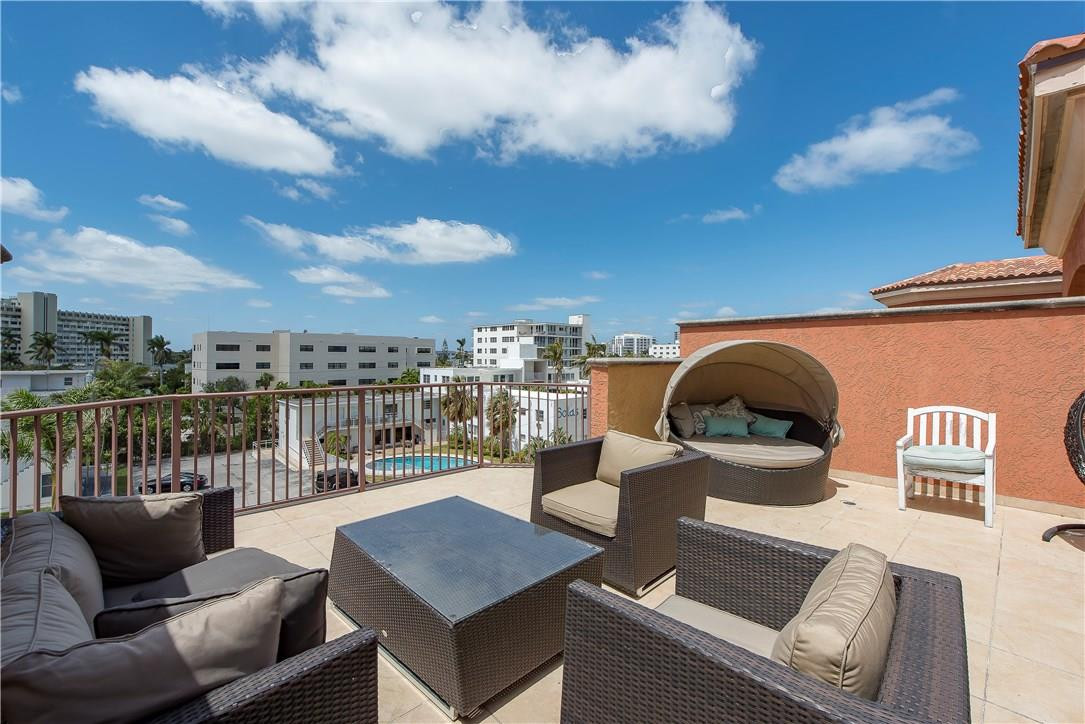 Marbella Townhomes - Residential