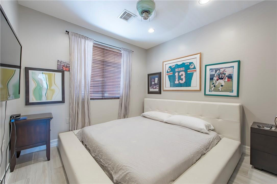 Marbella Townhomes - Residential