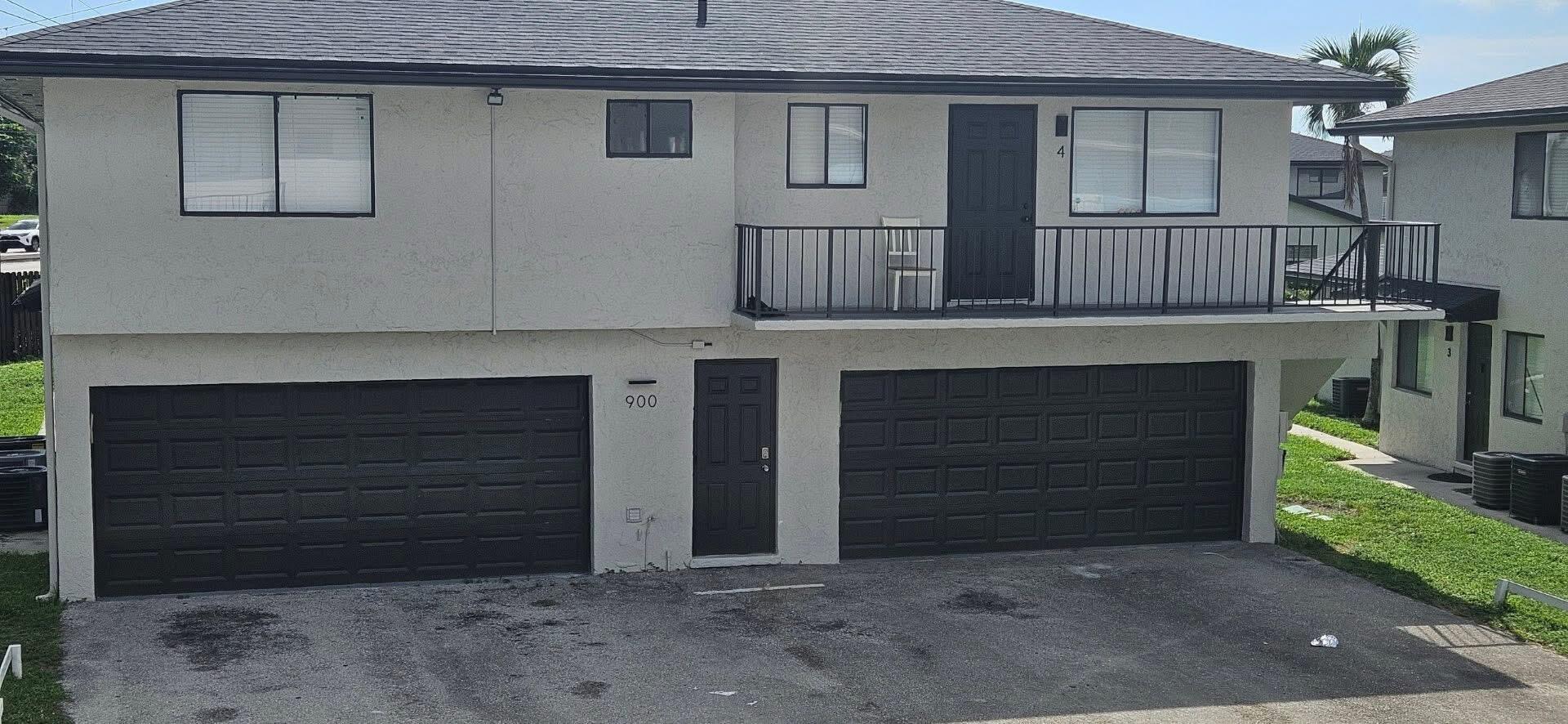 TIFFANY LAKE CONDO PH 1 - Residential