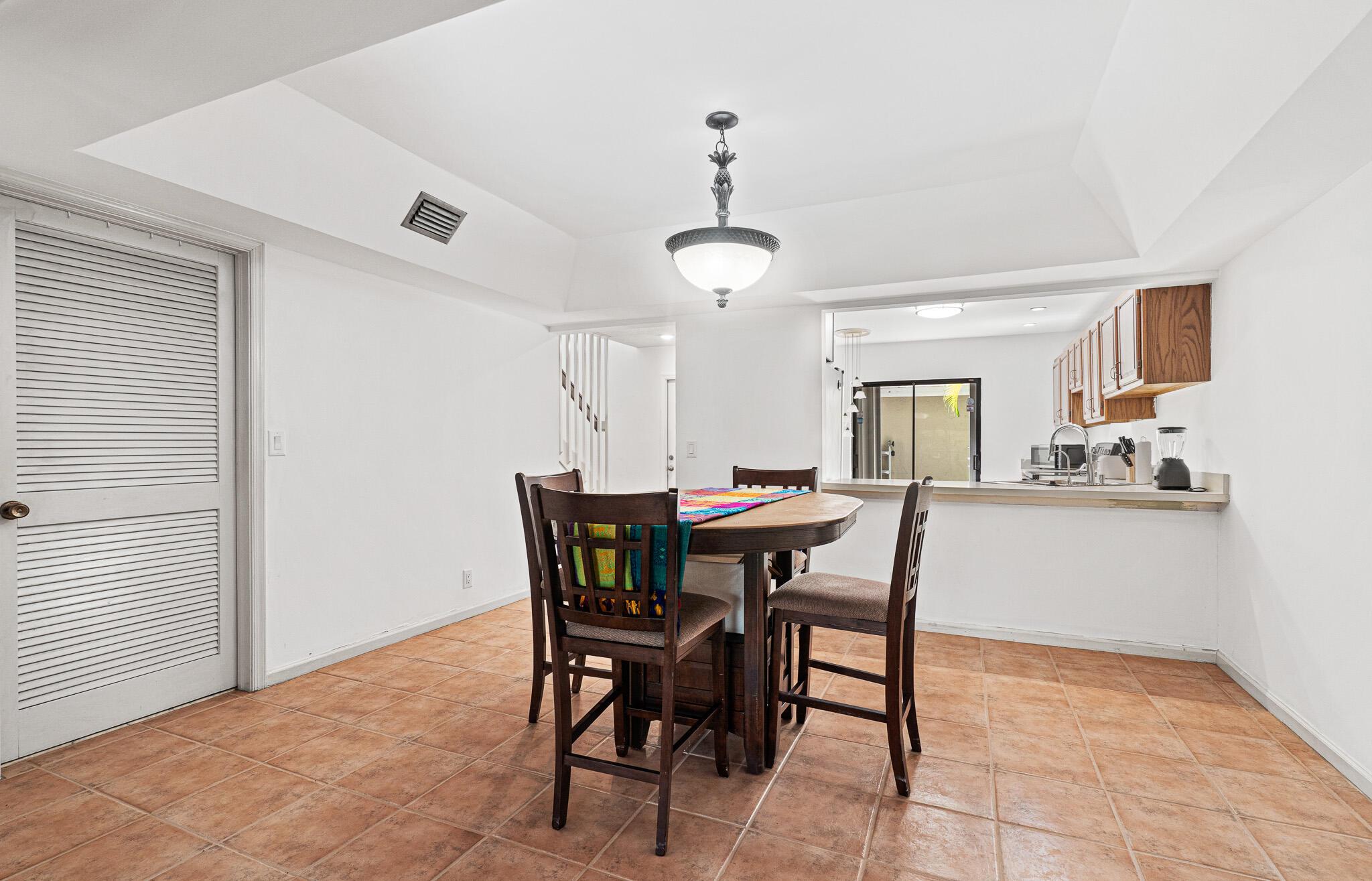 JOGGERS RUN - Residential