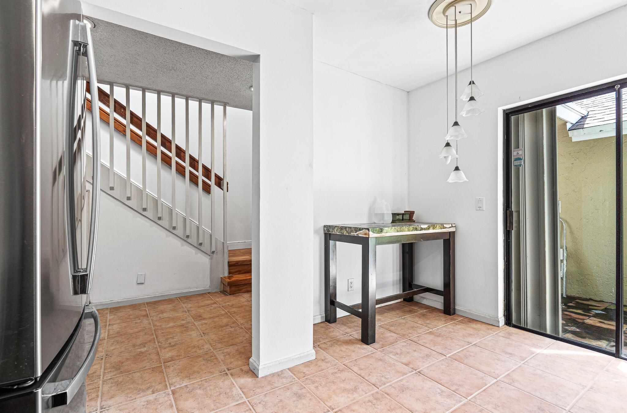 JOGGERS RUN - Residential