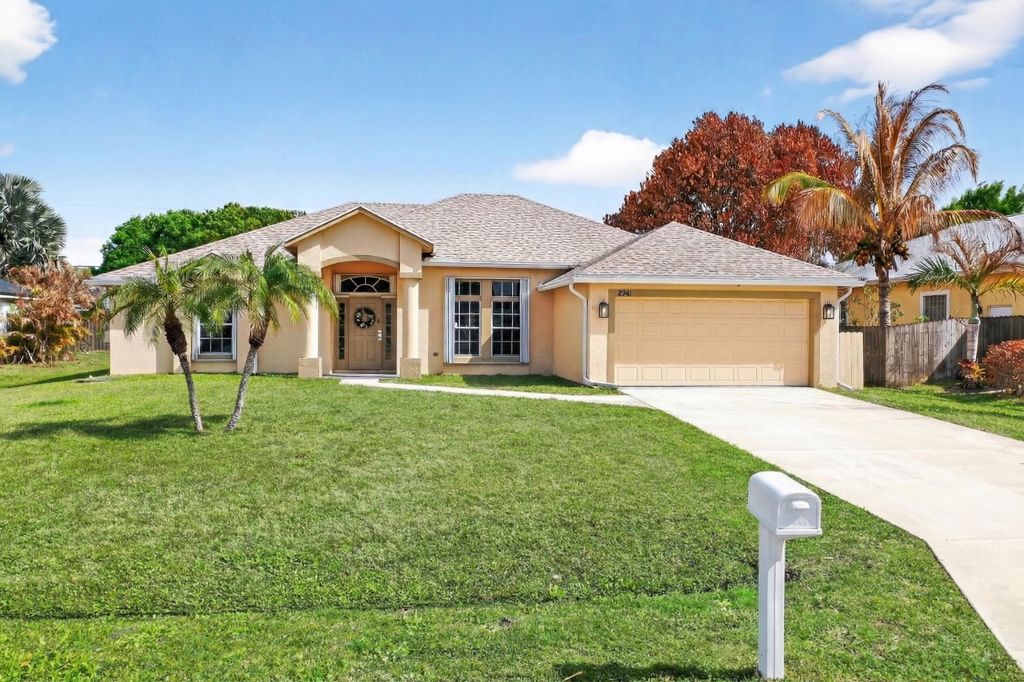 Photo of 2941 SW Van Buren Terrace, Port Saint Lucie, FL 34953 (MLS # R11168783)