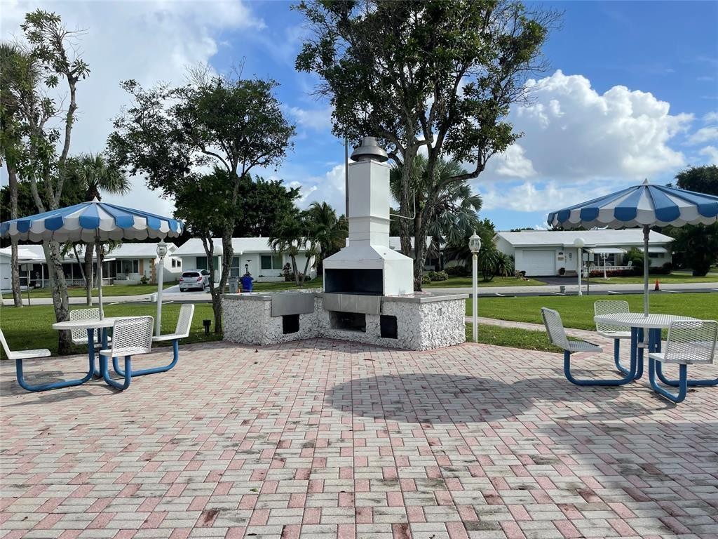 Leisureville - Residential