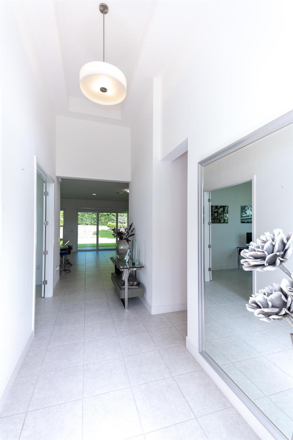 DAKOTA - Residential Lease