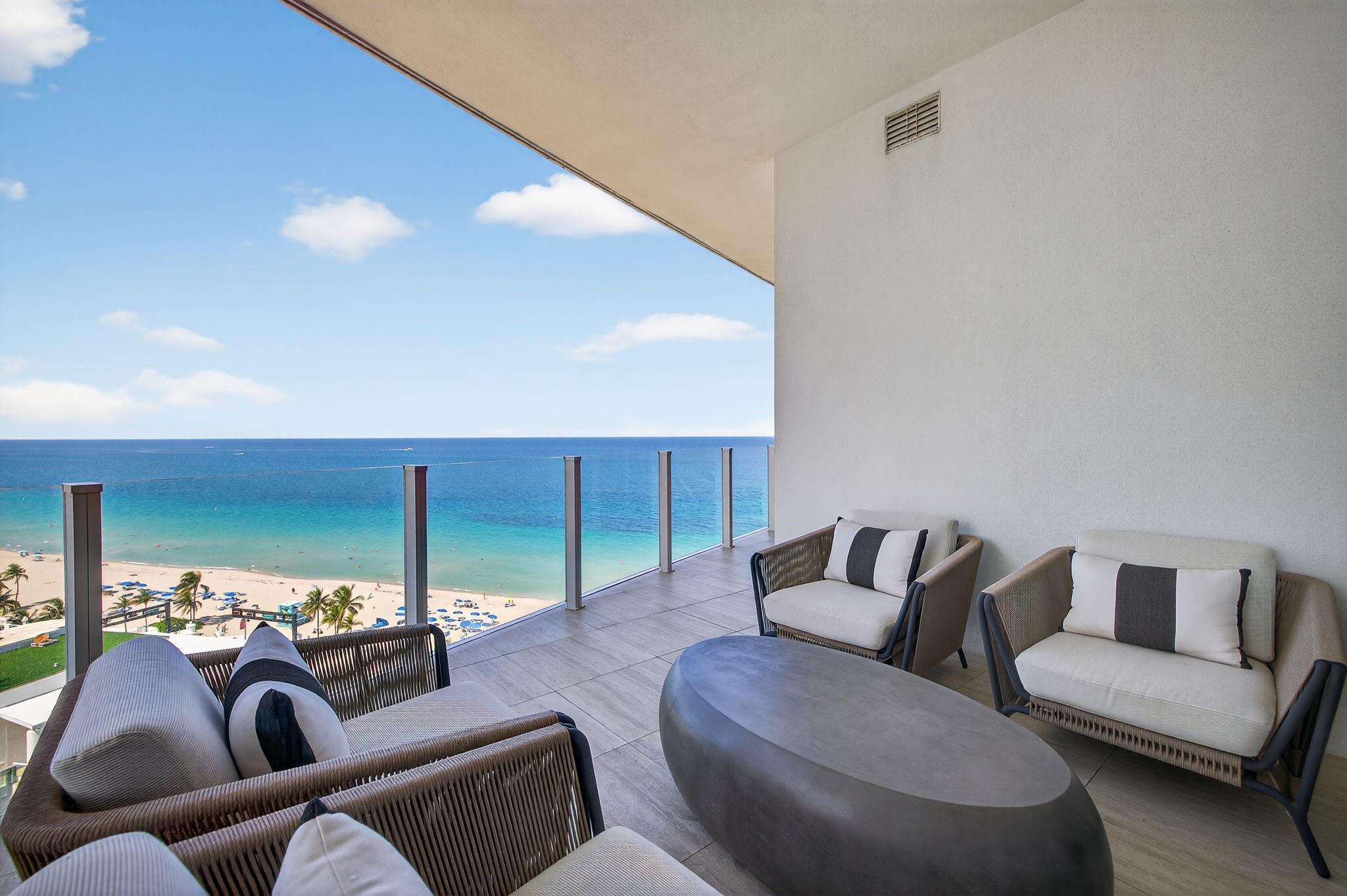 Four Seasons - Residential Lease