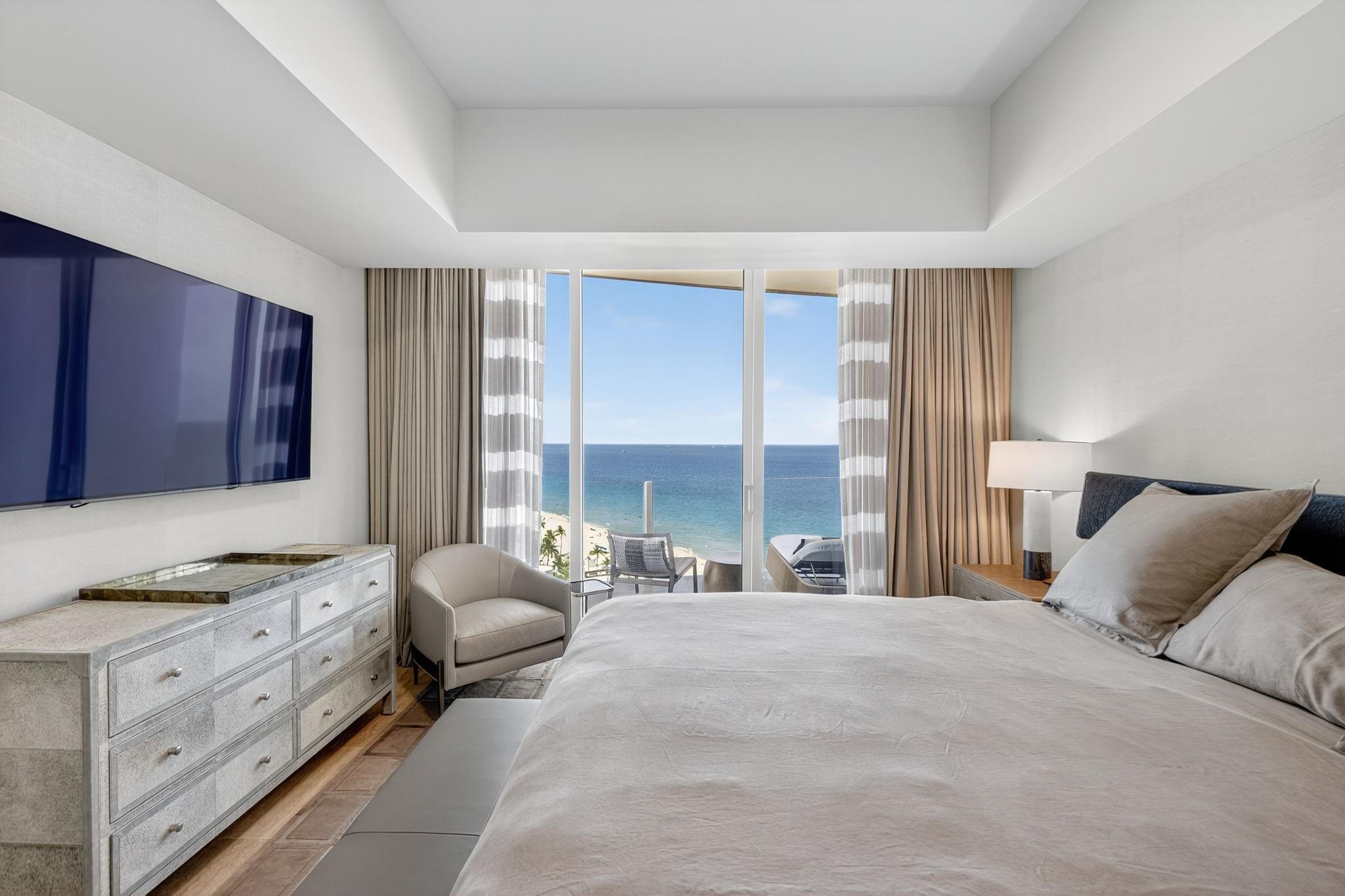 Four Seasons - Residential Lease