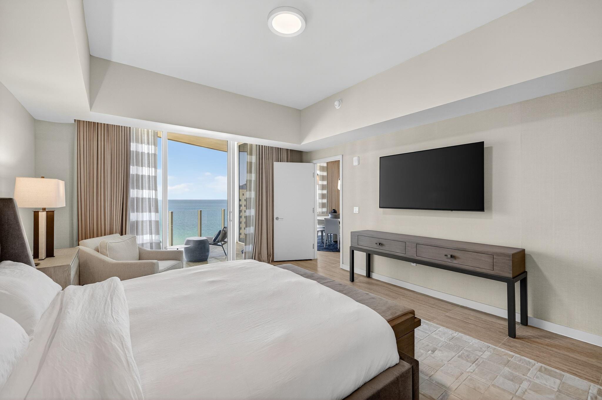 Four Seasons - Residential Lease