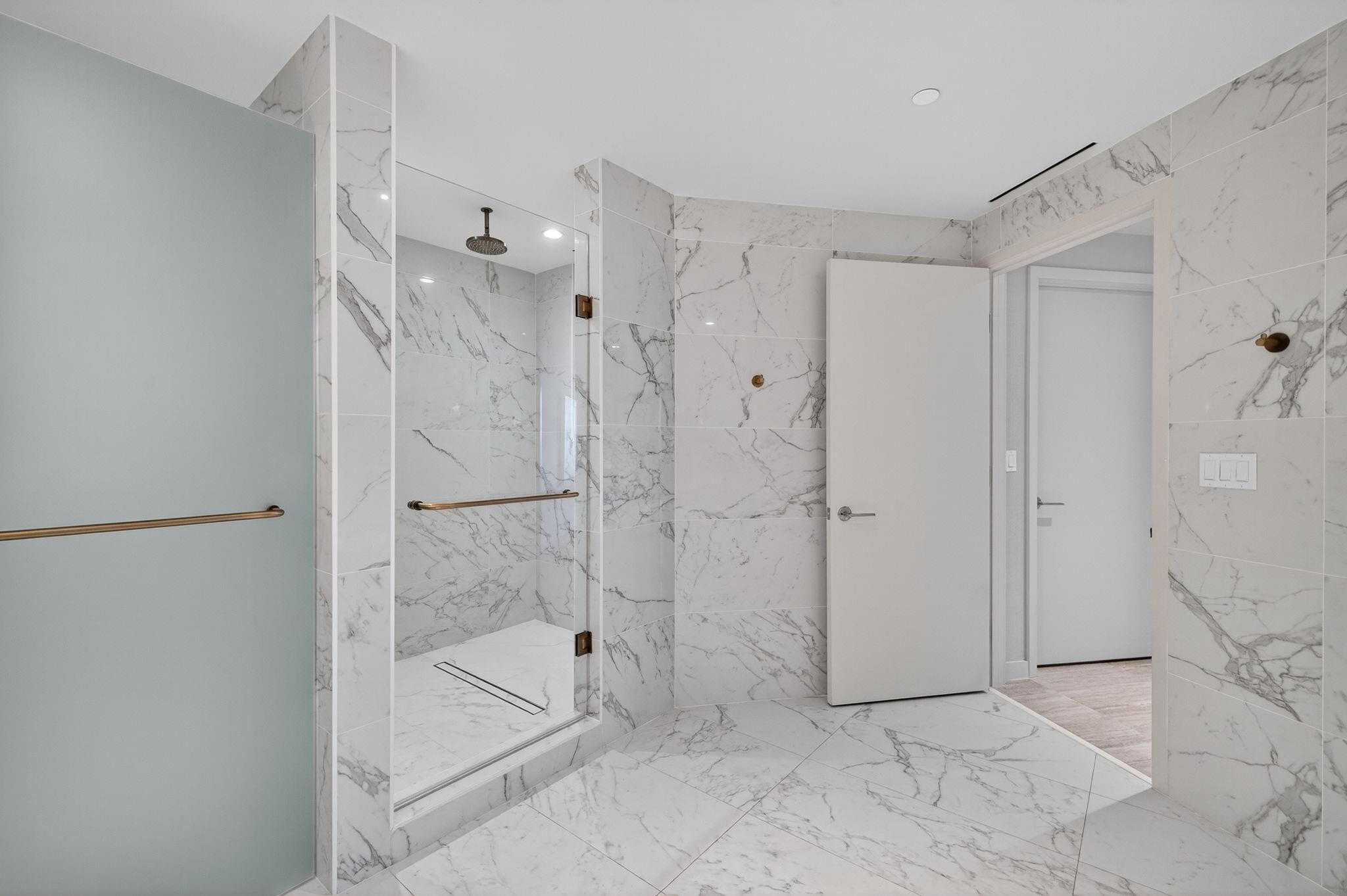 Four Seasons - Residential Lease