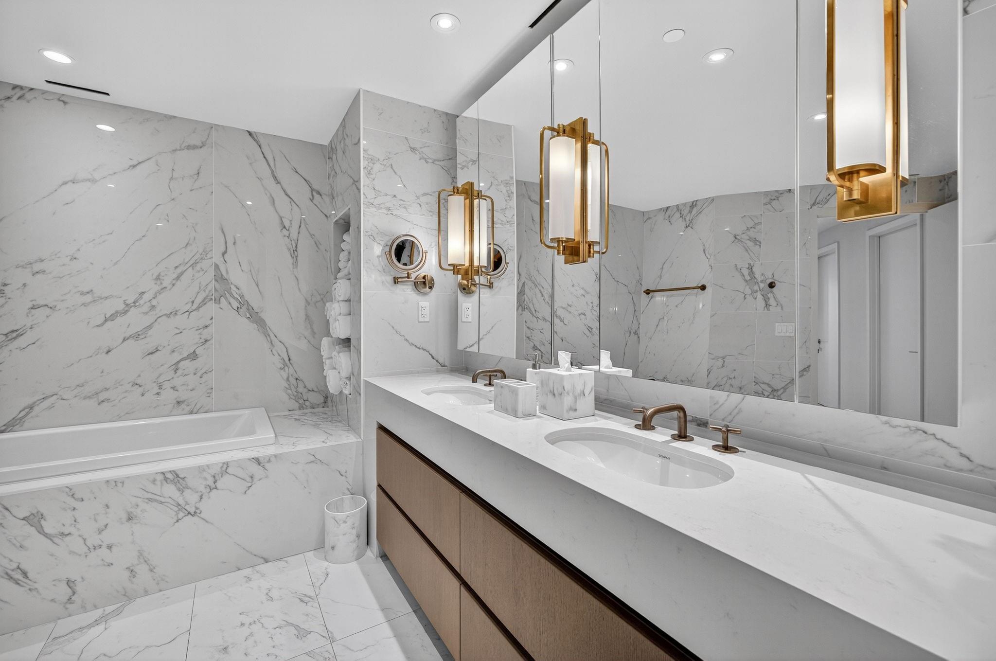 Four Seasons - Residential Lease