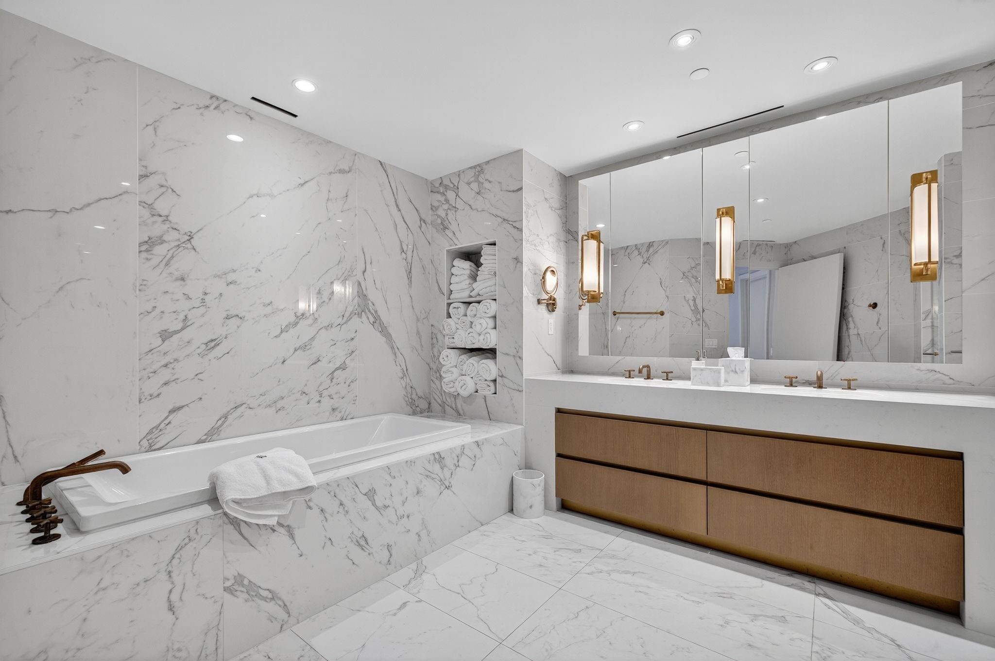 Four Seasons - Residential Lease