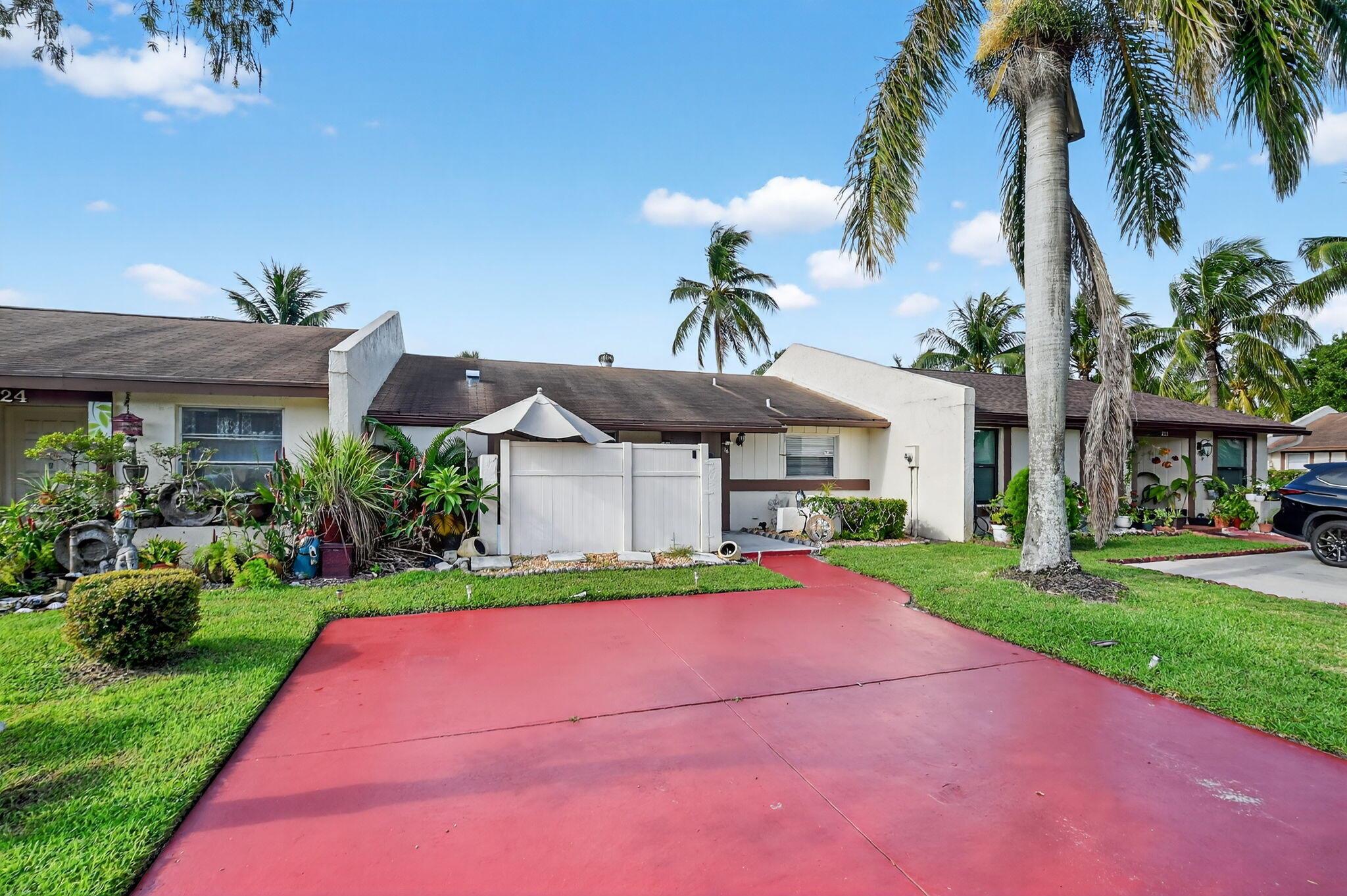 26 Chelsea Lane, Boynton Beach, FL, 33426/$340,000 1 26 Chelsea Lane