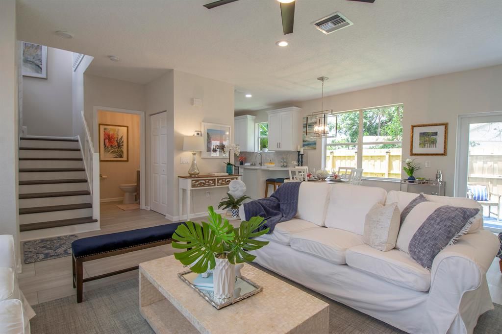 Photo of 341 Laurel Oaks Way Way, Jupiter, FL 33458 (MLS # R10737827)