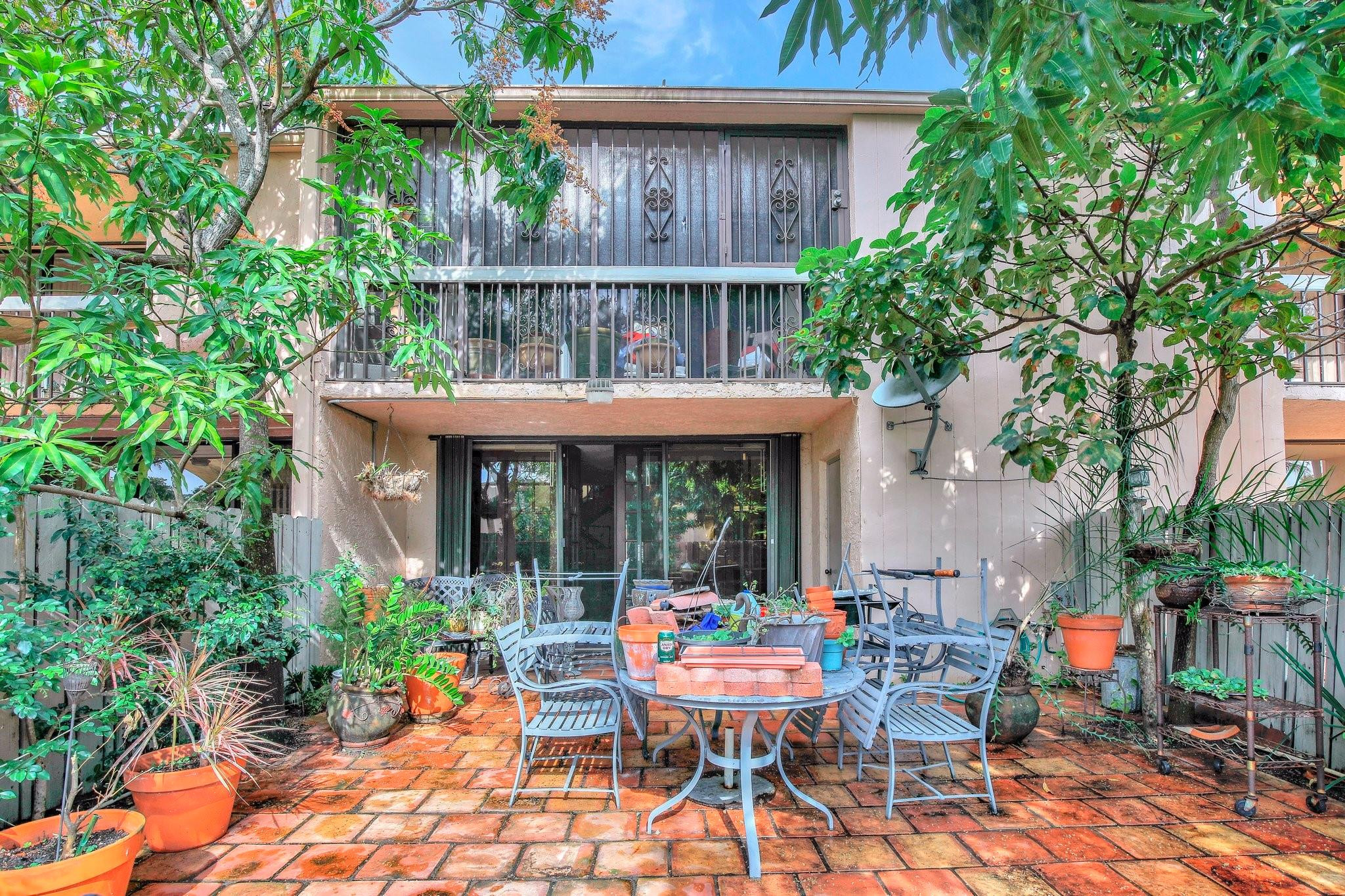 Golfwood - Residential