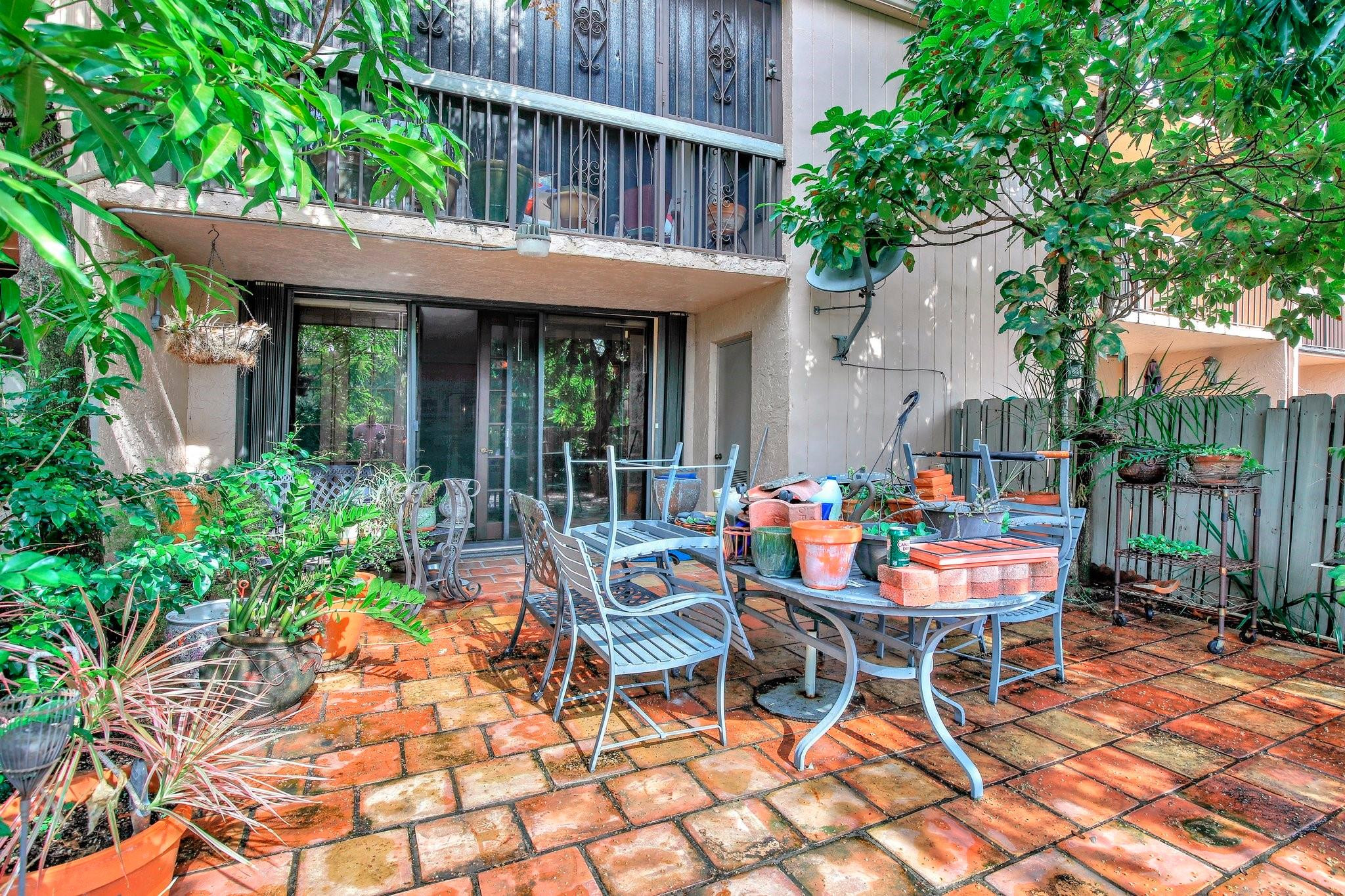 Golfwood - Residential