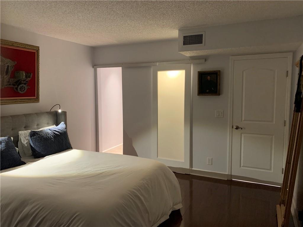 Imperial Point Colonnades - Residential