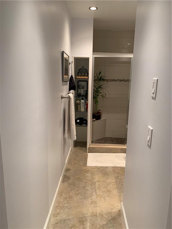 Imperial Point Colonnades - Residential