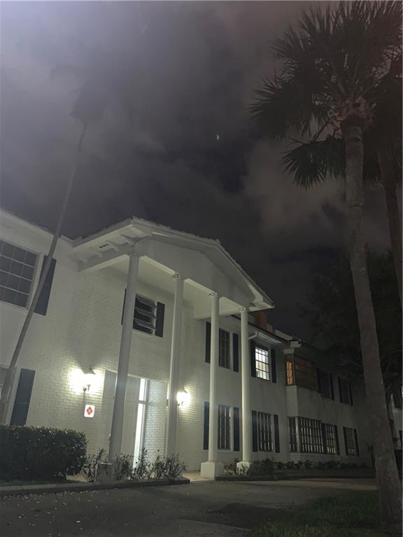Imperial Point Colonnades - Residential