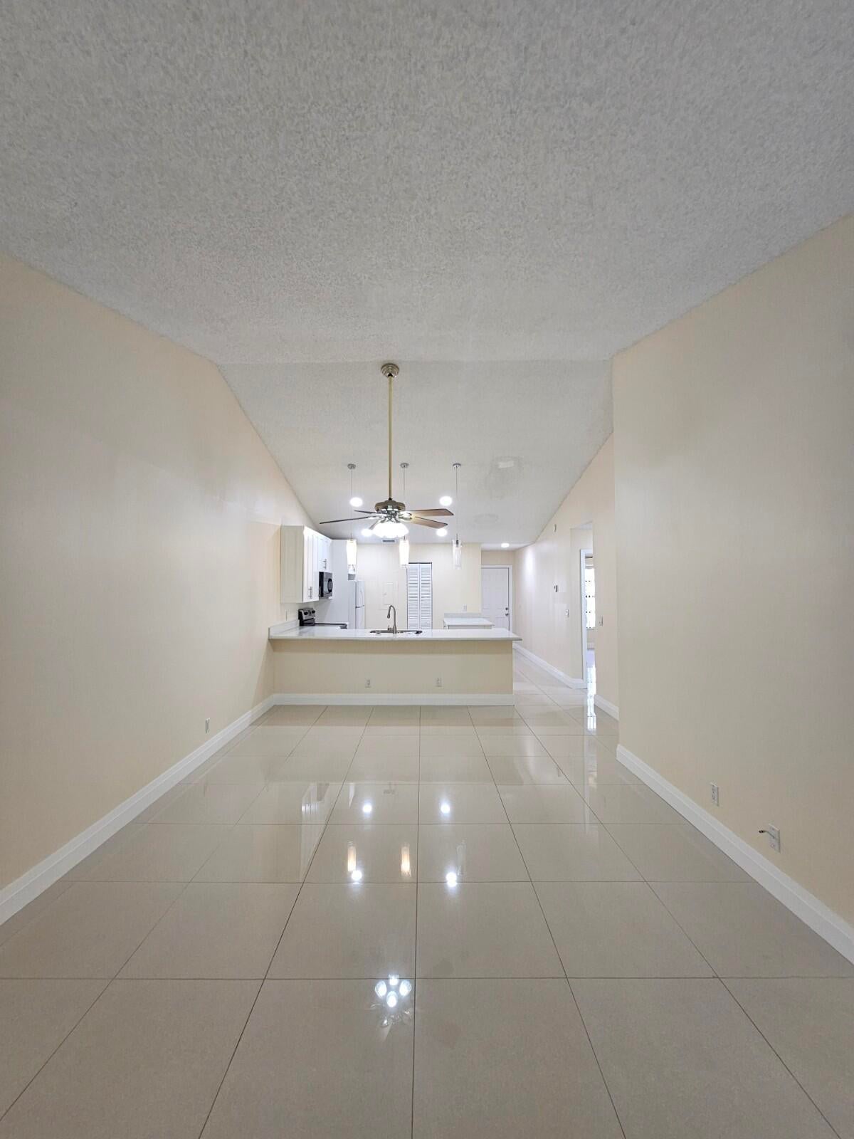 480 HARDWOOD Place