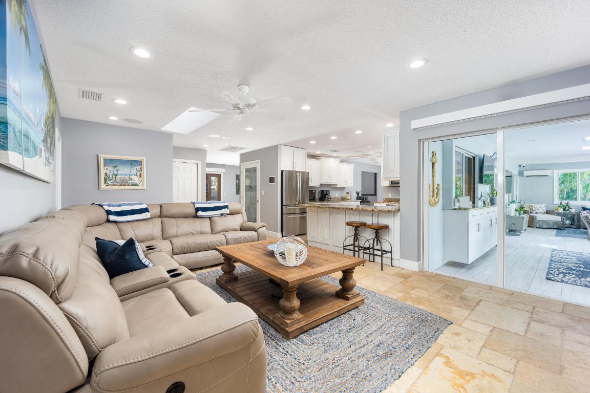 YACHT & COUNTRY CLUB OF STUART - Residential