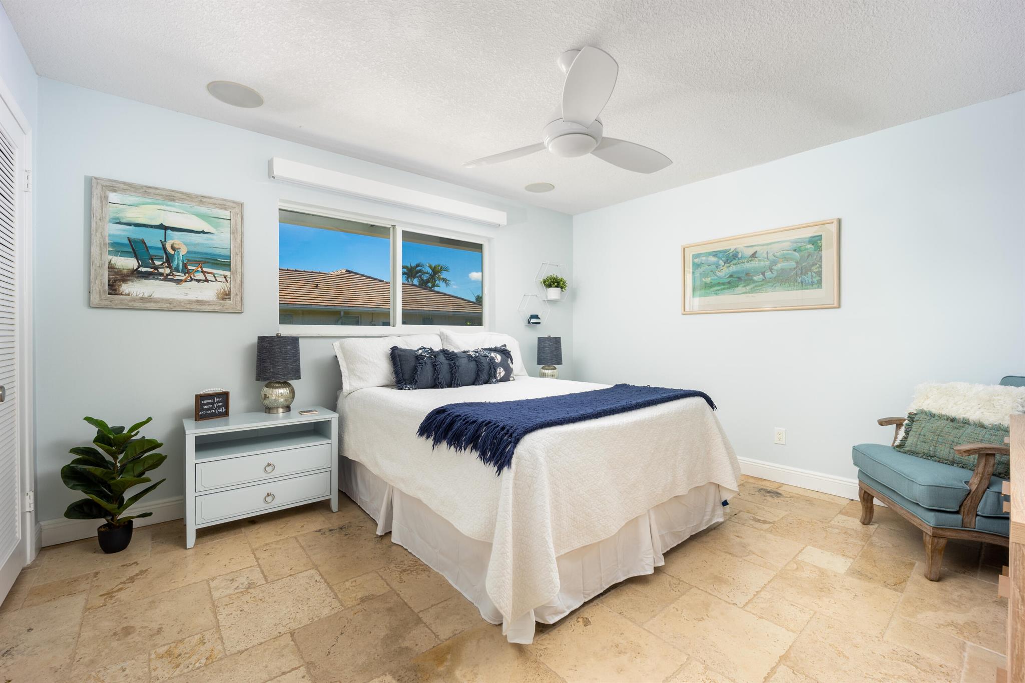 YACHT & COUNTRY CLUB OF S - Residential