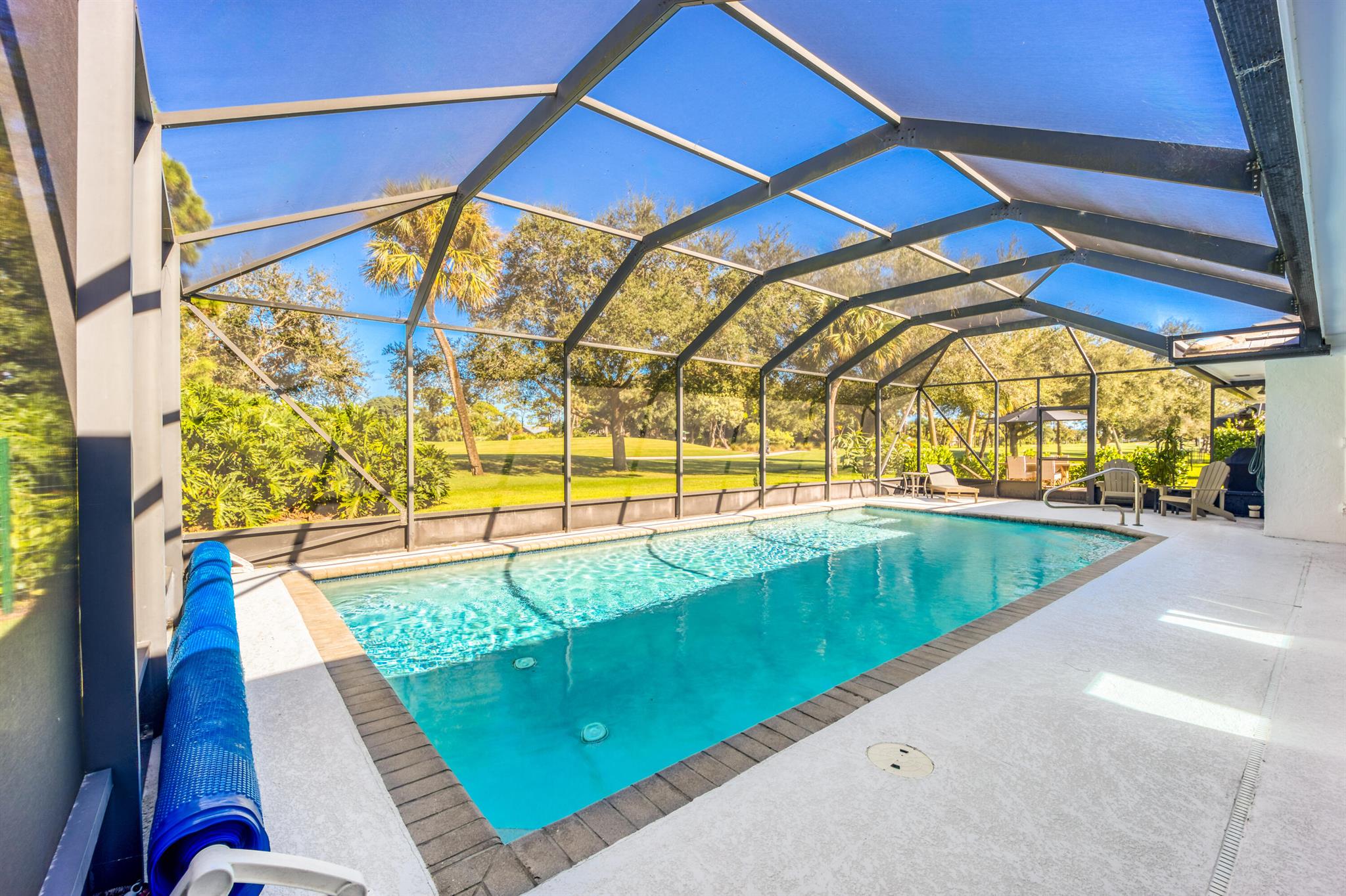 YACHT & COUNTRY CLUB OF S - Residential