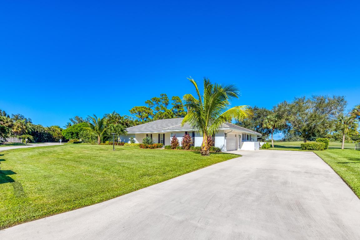 YACHT & COUNTRY CLUB OF STUART - Residential